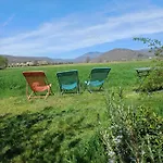 Dans Ferme Provençale 3* Ongles