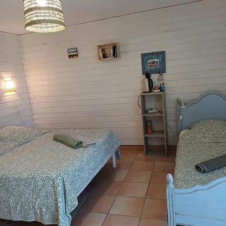 Dans Ferme Provencale 3*