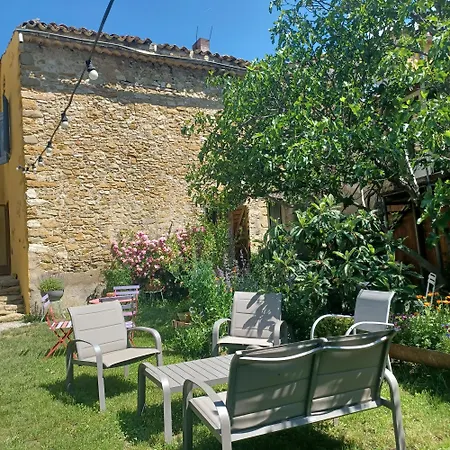 Dans Ferme Provencale 3* Ongles